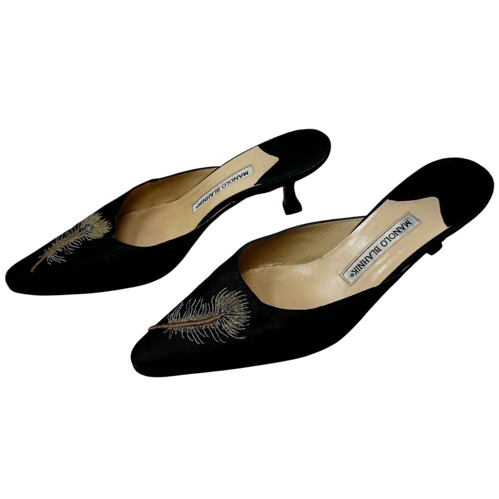 Vintage Manolo Blahnik Black Silk Feather Embroidered Kitten Heel Mules EU 39.5 - Picture 4 of 9